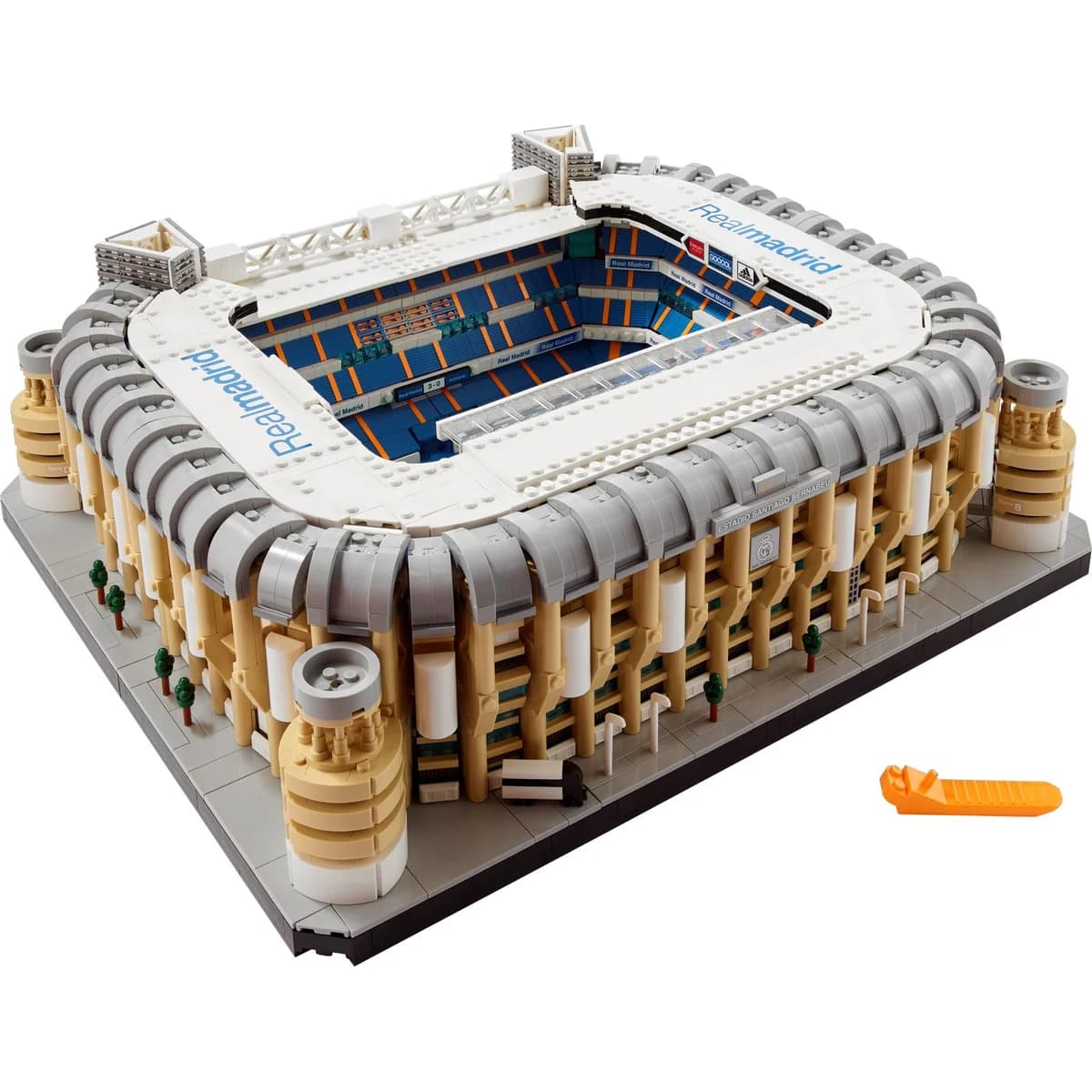 LEGO® Creator 3w1™ 10299 Real Madrid – Stadion Santiago Bernabéu