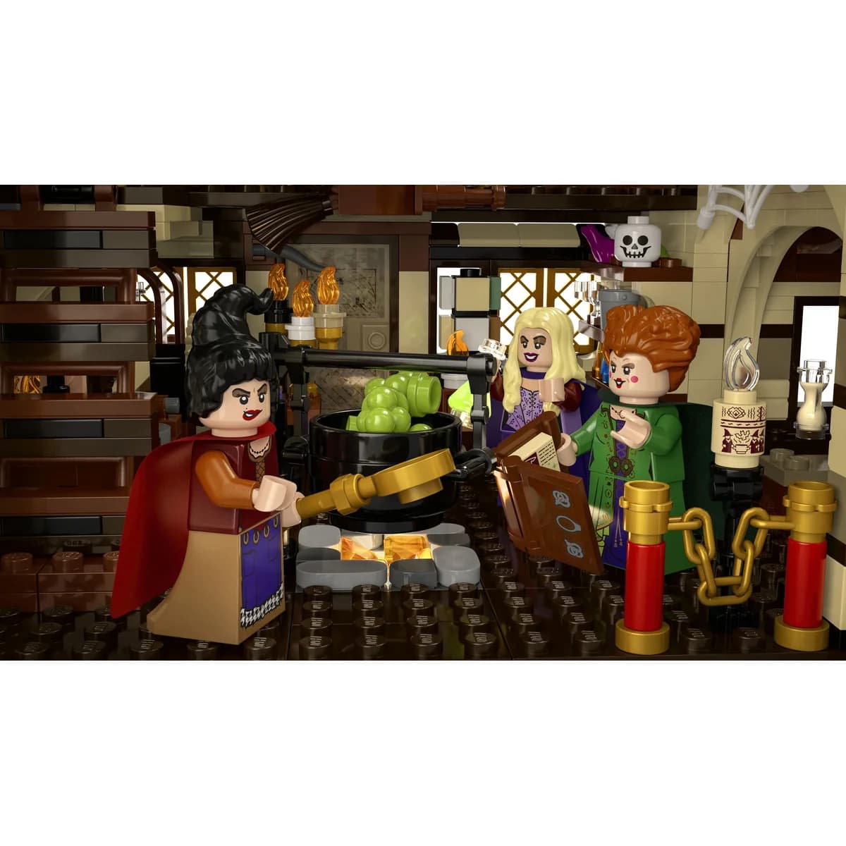 LEGO® Disney™ 21341 Hocus Pocus: Chatka Sióstr Sanderson, zdjęcie 2