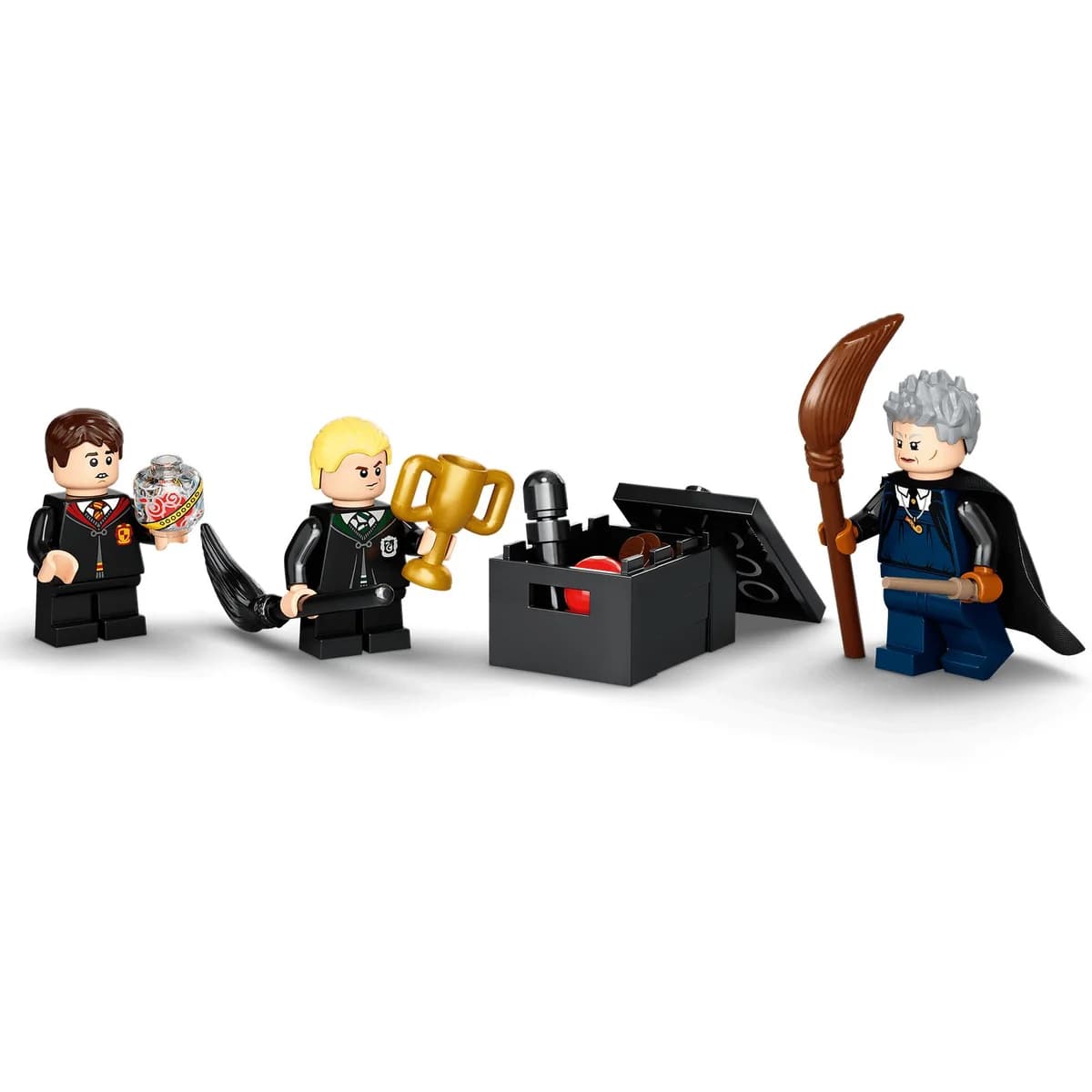 LEGO® Harry Potter™ 76395 Hogwarts: Pierwsza Lekcja Latania, zdjęcie 5