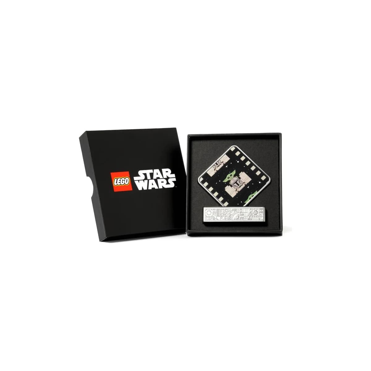 LEGO® Gear™ 5010320 Star Wars - Ozdoba z Mandalorianinem i Grogu